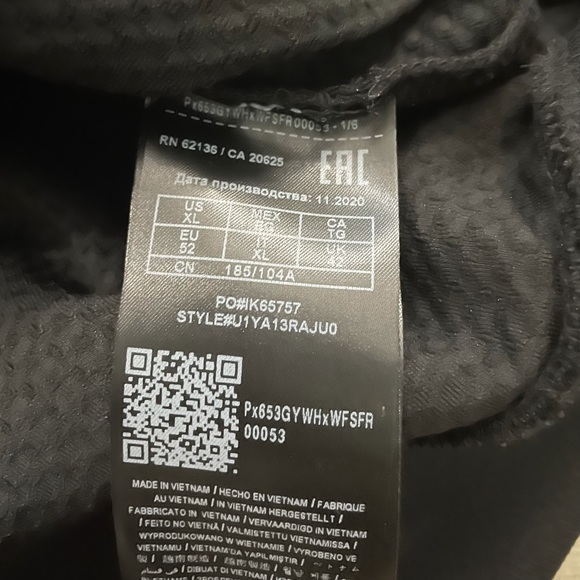 Guess, Alpine Performance Sweatshirt, Jet Black, XL, Men’s, Long Sleeve Crewneck - Picture 15 of 16